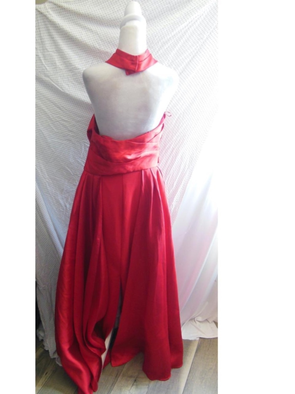 NEW BETSY & ADAM Red TWIST Halter Neck MIKADO Scuba Crepe DRAPED Sides GOWN 6 - Picture 11 of 16